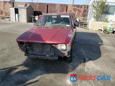 Zdjęcie 10 z 13 samochodu: 1990 TOYOTA PICKUP 1/2 TON EXTRA LONG WHEELBASE DLX VIN:JT4VN93D9L5009815 - miniatura
