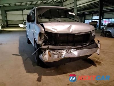 Zdjęcie 12 z 15 samochodu: 2015 GMC SAVANA G3500 LT VIN:1GJZ7YFL4F1257404 - miniatura