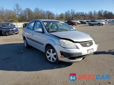 Zdjęcie 11 z 14 samochodu: 2007 KIA RIO BASE VIN:KNADE123776190013 - miniatura