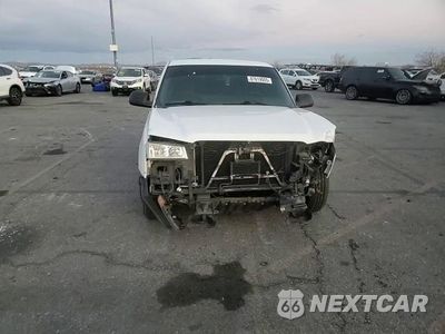Zdjęcie 10 z 15 samochodu: 2005 CHEVROLET SILVERADO C1500 VIN:1GCEC14T75Z245839 - miniatura