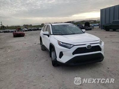 Zdjęcie 12 z 15 samochodu: 2024 TOYOTA RAV4 XLE VIN:2T3W1RFV4RC277100 - miniatura