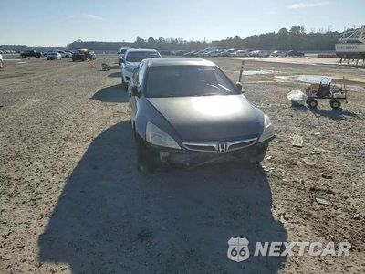 Zdjęcie 11 z 14 samochodu: 2006 HONDA ACCORD EX VIN:1HGCM66596A033686 - miniatura