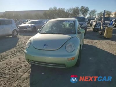 Zdjęcie 11 z 14 samochodu: 2002 VOLKSWAGEN NEW BEETLE GL VIN:3VWBK21C02M403867 - miniatura