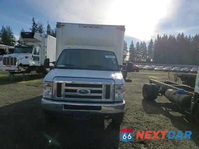 Zdjęcie 10 z 15 samochodu: 2017 FORD ECONOLINE E450 SUPER DUTY CUTAWAY VAN VIN:1FDXE4FS5HDC56098 - miniatura