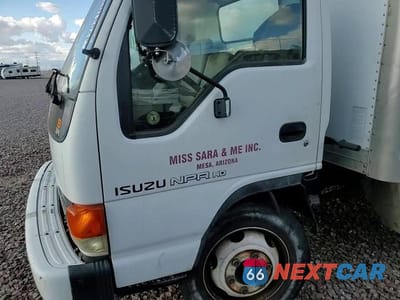 Zdjęcie 11 z 11 samochodu: 2005 ISUZU NPR VIN:4KLC4B1U35J803627 - miniatura