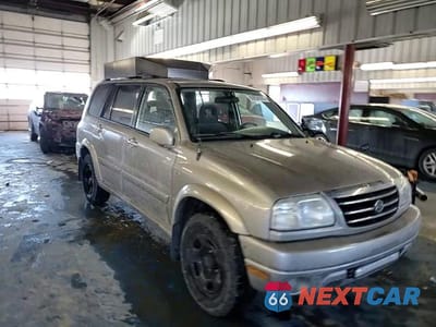 Zdjęcie 11 z 15 samochodu: 2002 SUZUKI XL7 PLUS VIN:JS3TX92V424103909 - miniatura