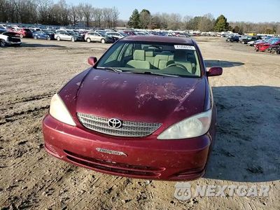 Zdjęcie 10 z 14 samochodu: 2004 TOYOTA CAMRY LE VIN:4T1BE32K14U328208 - miniatura