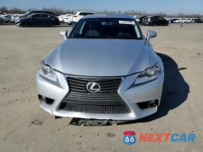 Zdjęcie 10 z 14 samochodu: 2016 LEXUS IS 200T VIN:JTHBA1D21G5020972 - miniatura