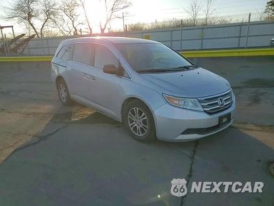 Zdjęcie 12 z 15 samochodu: 2013 HONDA ODYSSEY EX VIN:5FNRL5H41DB045202 - miniatura