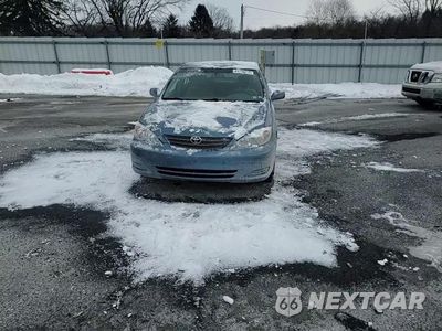Zdjęcie 10 z 14 samochodu: 2002 TOYOTA CAMRY LE VIN:4T1BE32K02U589732 - miniatura