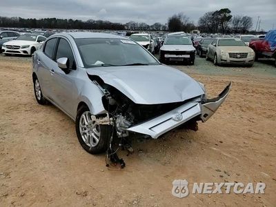 Zdjęcie 10 z 14 samochodu: 2017 TOYOTA YARIS IA VIN:3MYDLBYV6HY170239 - miniatura