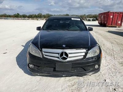 Zdjęcie 10 z 14 samochodu: 2010 MERCEDES-BENZ C 300 4MATIC VIN:WDDGF8BB2AR131072 - miniatura