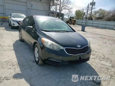 Zdjęcie 11 z 14 samochodu: 2014 KIA FORTE LX VIN:KNAFK4A63E5148343 - miniatura