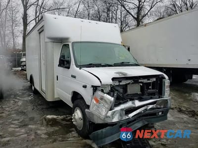 Zdjęcie 12 z 14 samochodu: 2021 FORD ECONOLINE E350 SUPER DUTY CUTAWAY VAN VIN:1FDWE3FK9MDC37215 - miniatura