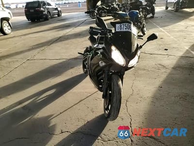 Zdjęcie 10 z 10 samochodu: 2016 KAWASAKI EX650 E VIN:JKAEXEE17GDA22819 - miniatura