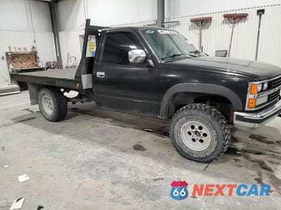 Zdjęcie 11 z 14 samochodu: 1988 CHEVROLET GMT-400 K2500 VIN:1GCFK24K7JZ202486 - miniatura