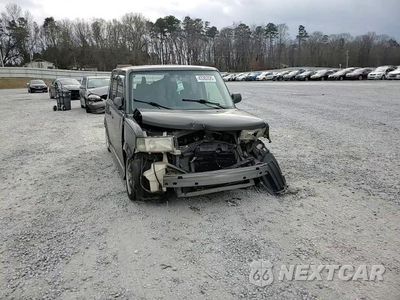 Zdjęcie 12 z 14 samochodu: 2005 TOYOTA SCION XB VIN:JTLKT324X50178625 - miniatura