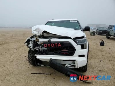 Zdjęcie 12 z 16 samochodu: 2023 TOYOTA SEQUOIA SR5 VIN:7SVAAABA5PX009815 - miniatura