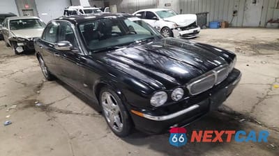 Zdjęcie 13 z 13 samochodu: 2006 JAGUAR VANDENPLAS VIN:SAJWA82B56SG49993 - miniatura