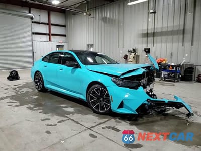 Zdjęcie 13 z 13 samochodu: 2026 BMW M5 VIN:WBS83FK01TCW05540 - miniatura