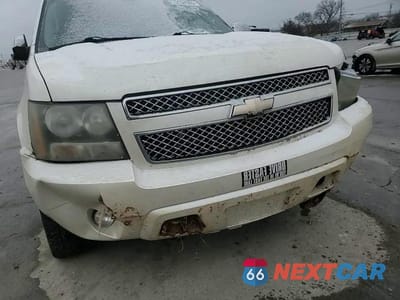 Zdjęcie 14 z 14 samochodu: 2008 CHEVROLET SUBURBAN C1500 LS VIN:1GNFC16J48R196434 - miniatura