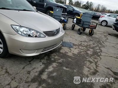 Zdjęcie 13 z 13 samochodu: 2005 TOYOTA CAMRY LE VIN:4T1BE30K95U515300 - miniatura