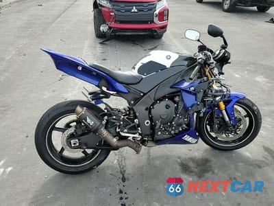Zdjęcie 9 z 9 samochodu: 2011 YAMAHA YZFR1 VIN:JYARN23E3BA010543 - miniatura