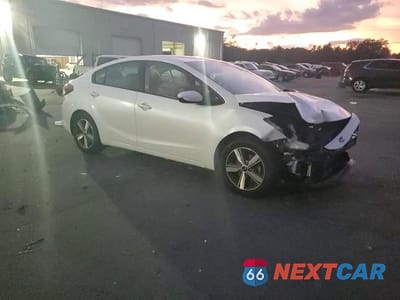 Zdjęcie 14 z 14 samochodu: 2018 KIA FORTE LX VIN:3KPFL4A73JE178403 - miniatura
