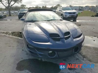 Zdjęcie 13 z 14 samochodu: 2001 PONTIAC FIREBIRD TRANS AM VIN:2G2FV32G612145698 - miniatura