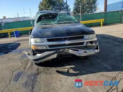 Zdjęcie 14 z 14 samochodu: 2002 CHEVROLET SUBURBAN K1500 VIN:3GNFK16Z72G316601 - miniatura