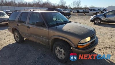 Zdjęcie 14 z 14 samochodu: 2003 CHEVROLET BLAZER VIN:1GNDT13X84K133372 - miniatura