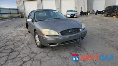 Zdjęcie 14 z 14 samochodu: 2004 FORD TAURUS SEL VIN:1FAFP56S94G166726 - miniatura