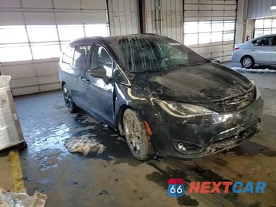 Zdjęcie 15 z 15 samochodu: 2019 CHRYSLER PACIFICA LIMITED VIN:2C4RC1GG9KR628834 - miniatura