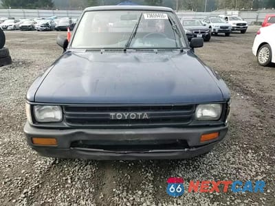 Zdjęcie 13 z 13 samochodu: 1991 TOYOTA PICKUP 1/2 TON SHORT WHEELBASE VIN:JT4RN81A2M5128456 - miniatura