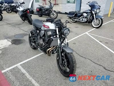 Zdjęcie 10 z 10 samochodu: 2019 YAMAHA XSR700 C VIN:JYARM21Y7KA000422 - miniatura