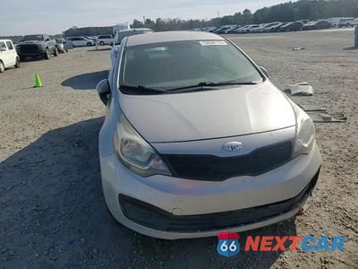 Zdjęcie 13 z 13 samochodu: 2014 KIA RIO LX VIN:KNADM4A34E6371296 - miniatura