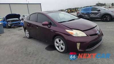 Zdjęcie 13 z 13 samochodu: 2013 TOYOTA PRIUS VIN:JTDKN3DUXD5609842 - miniatura