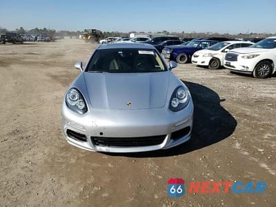 Zdjęcie 13 z 13 samochodu: 2016 PORSCHE PANAMERA 2 VIN:WP0AA2A77GL005049 - miniatura