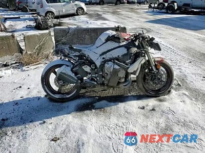Zdjęcie 9 z 9 samochodu: 2011 KAWASAKI ZX1000 J VIN:JKAZXCJ17BA003819 - miniatura