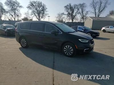 Zdjęcie 14 z 14 samochodu: 2022 CHRYSLER PACIFICA HYBRID TOURING L VIN:2C4RC1L7XNR119006 - miniatura