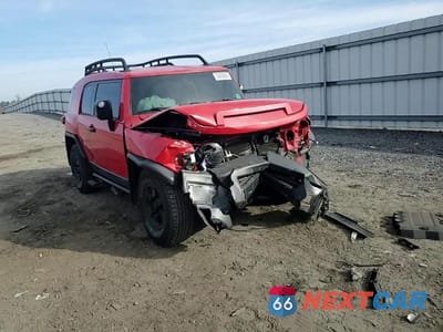Zdjęcie 14 z 14 samochodu: 2012 TOYOTA FJ CRUISER VIN:JTEBU4BF5CK135226 - miniatura