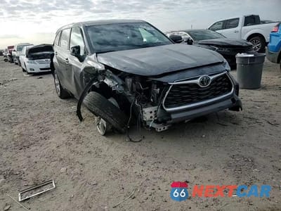 Zdjęcie 14 z 14 samochodu: 2023 TOYOTA HIGHLANDER LE VIN:5TDKDRAH4PS504113 - miniatura