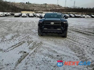 Zdjęcie 14 z 14 samochodu: 2025 TOYOTA TACOMA SR5 VIN:3TMLB5JN1SM190180 - miniatura