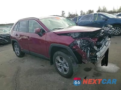 Zdjęcie 14 z 14 samochodu: 2025 TOYOTA RAV4 XLE VIN:JTMRWRFV6SD314504 - miniatura