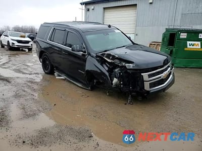Zdjęcie 14 z 14 samochodu: 2015 CHEVROLET TAHOE K1500 LT VIN:1GNSKBKC4FR250116 - miniatura