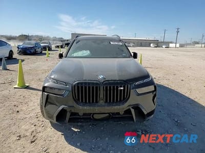 Zdjęcie 14 z 14 samochodu: 2026 BMW X7 M60I VIN:5UX33EM09T9079288 - miniatura