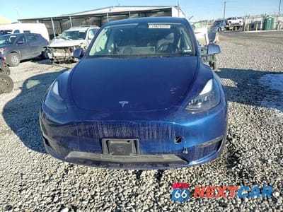 Zdjęcie 14 z 14 samochodu: 2025 TESLA MODEL Y VIN:7SAYGAEE8SF267371 - miniatura