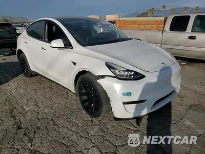 Zdjęcie 14 z 14 samochodu: 2022 TESLA MODEL Y VIN:7SAYGDEE6NF396165 - miniatura
