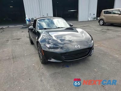 Zdjęcie 13 z 14 samochodu: 2016 MAZDA MX-5 MIATA CLUB VIN:JM1NDAC75G0111386 - miniatura