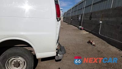 Zdjęcie 14 z 14 samochodu: 2001 CHEVROLET EXPRESS G3500 VIN:1GCHG35R911100861 - miniatura